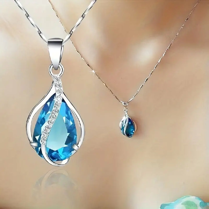 Chic Blue Stone Necklace