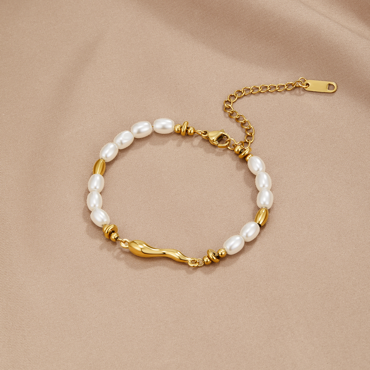 Lov Freshwater Bracelet