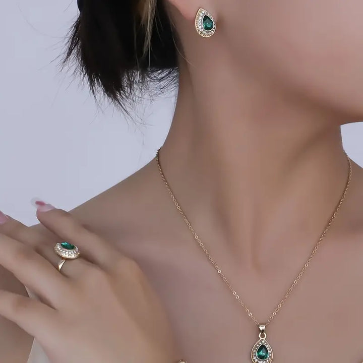 Noémie Glastra jewellery Set