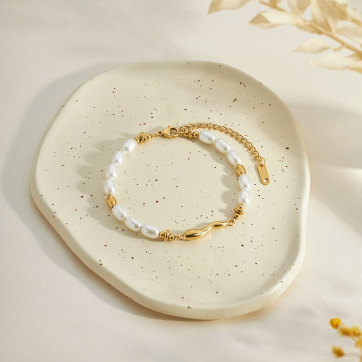 Lov Freshwater Bracelet