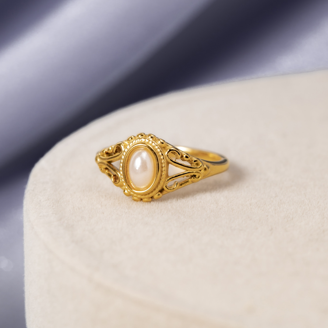 Vintage Royal deco Ring